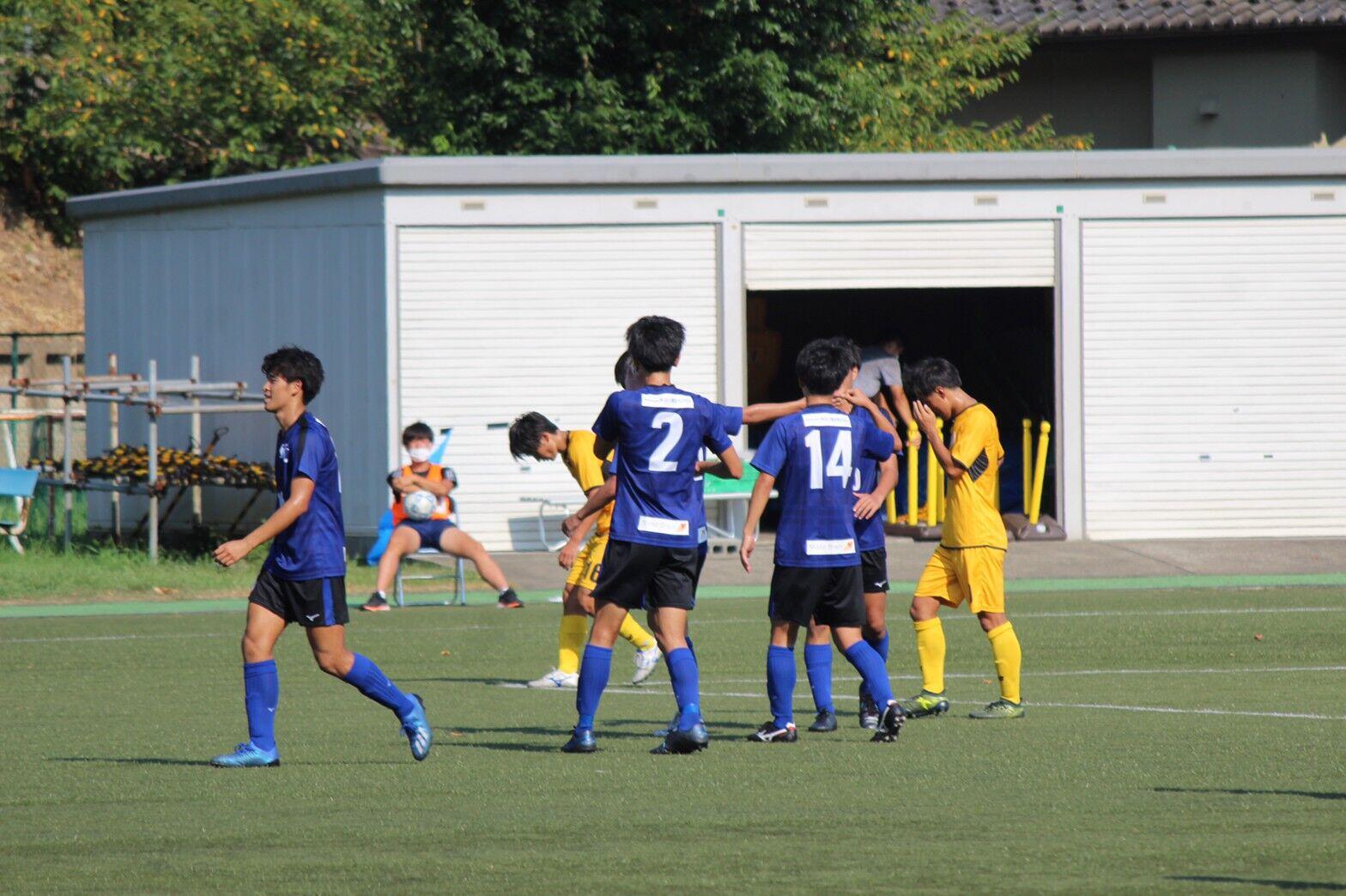 https://football.ku-sports.jp/blog/photoreport/images/4133c36bfd064d93b4b2e1b1ef89bdb69b64374c.jpg