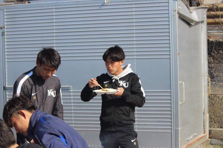 https://football.ku-sports.jp/blog/photoreport/images/b43e569b64af08dd1fd1553a3b91ff333417f49d.jpg