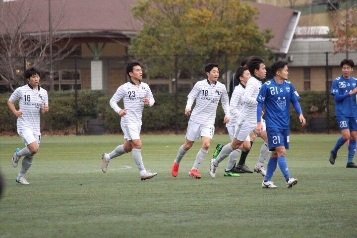 https://football.ku-sports.jp/blog/photoreport/images/e41fb8bcc5077784db910992fa56ea2e47806656.jpg