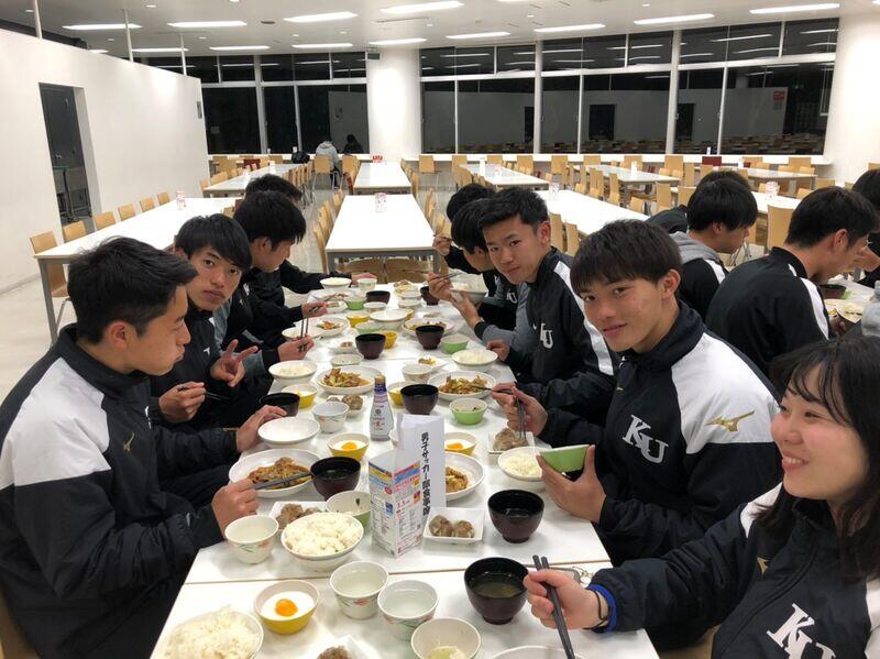 https://football.ku-sports.jp/blog/photoreport/images/e519bd6ec3ddb44f552c0d464dc62b441c56c893.jpg