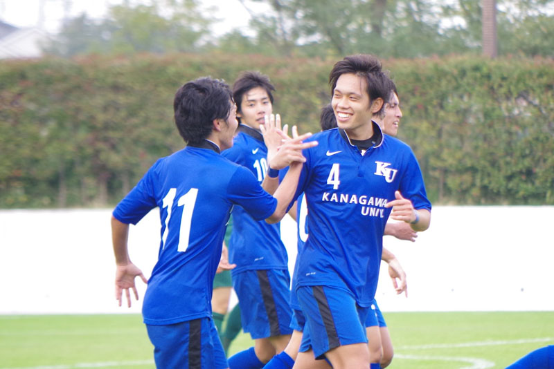 https://football.ku-sports.jp/blog/players/images/20141117164048.jpg