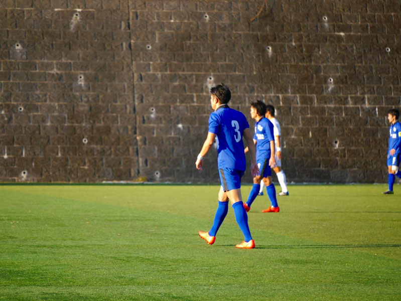 https://football.ku-sports.jp/blog/players/images/20141119170605.jpg