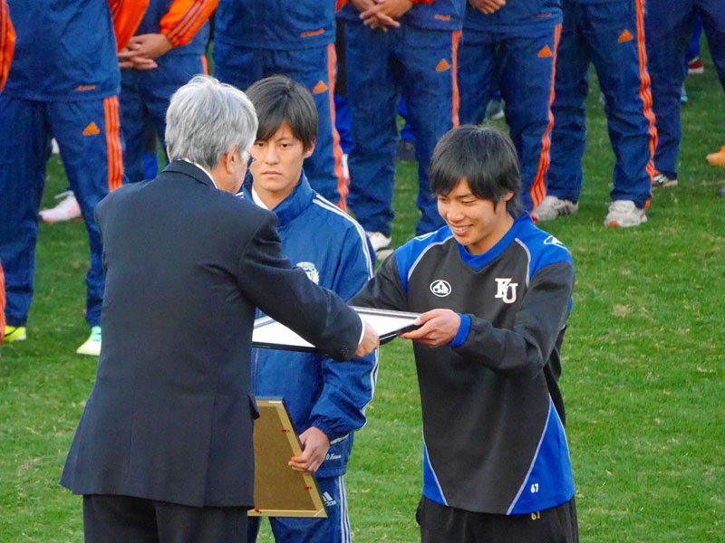 https://football.ku-sports.jp/blog/players/images/20141119172340.jpg